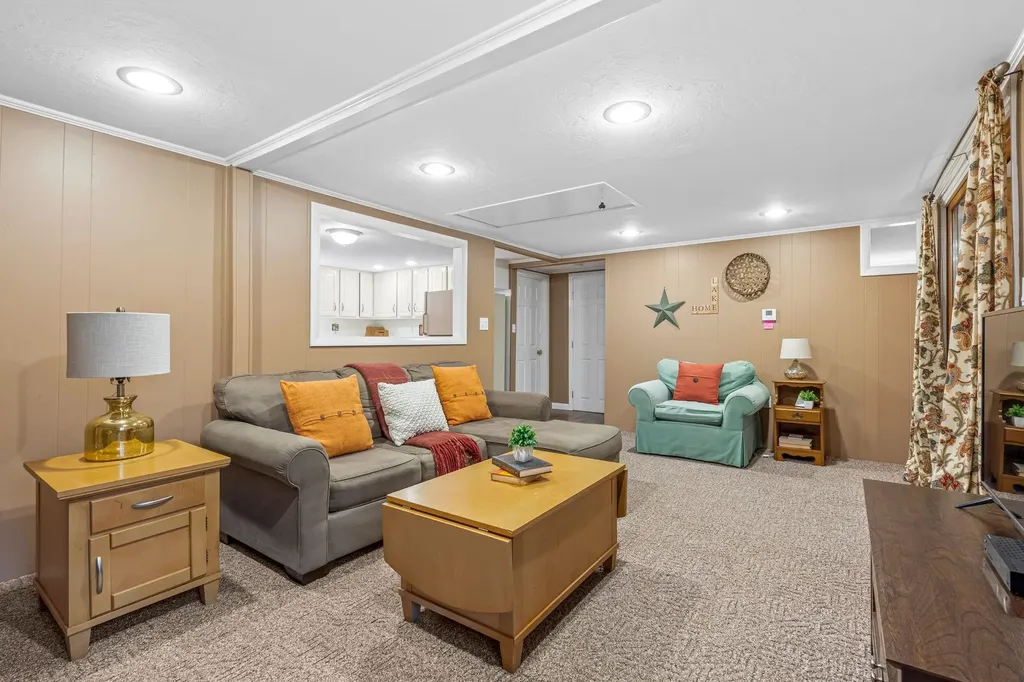 7 Eden Lane Moultonborough NH 03254