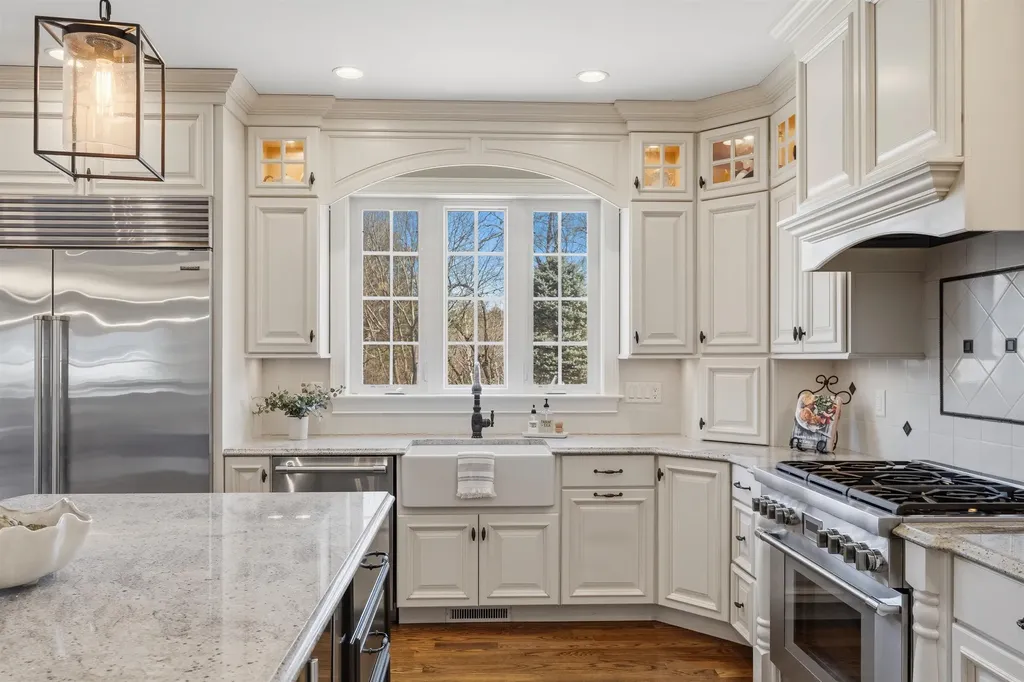12 Orchard Blossom Road Windham NH 03087