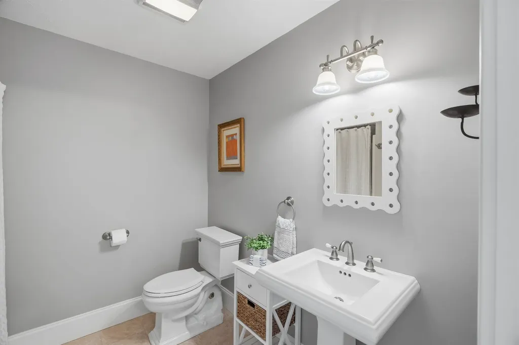 12 Orchard Blossom Road Windham NH 03087