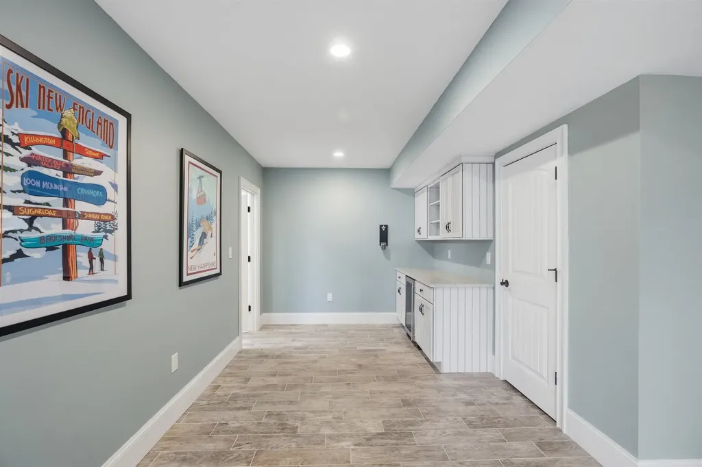 12 Orchard Blossom Road Windham NH 03087