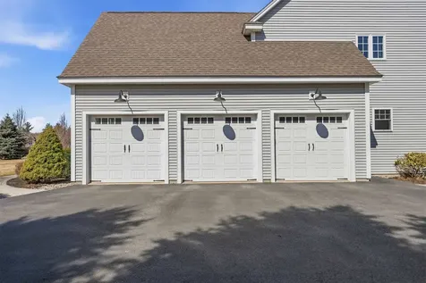 12 Orchard Blossom Road Windham NH 03087