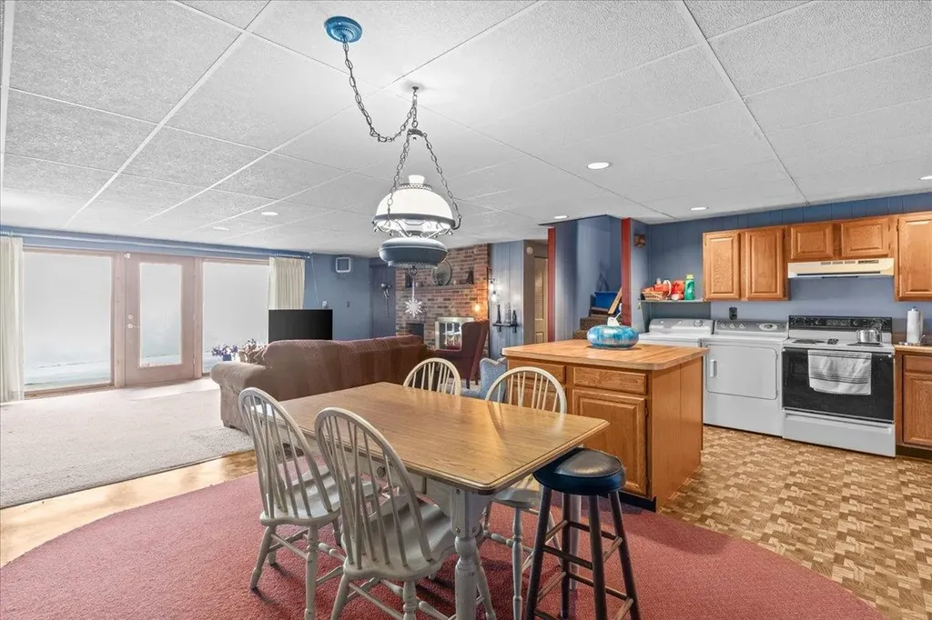 445 South Main Street St. Albans Town VT 05478