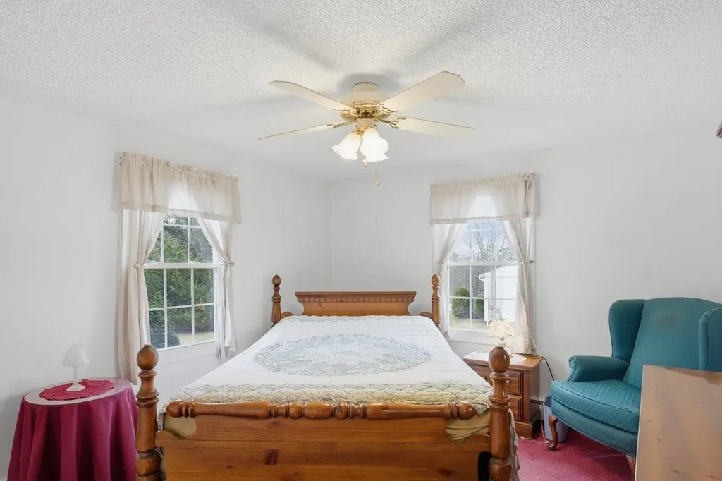 1808 East Road Bennington VT 05201