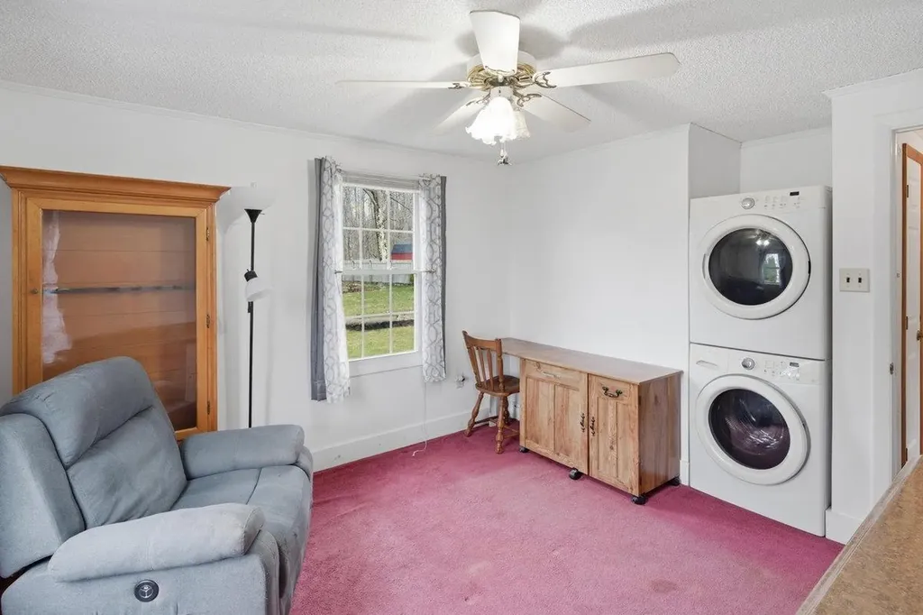 1808 East Road Bennington VT 05201