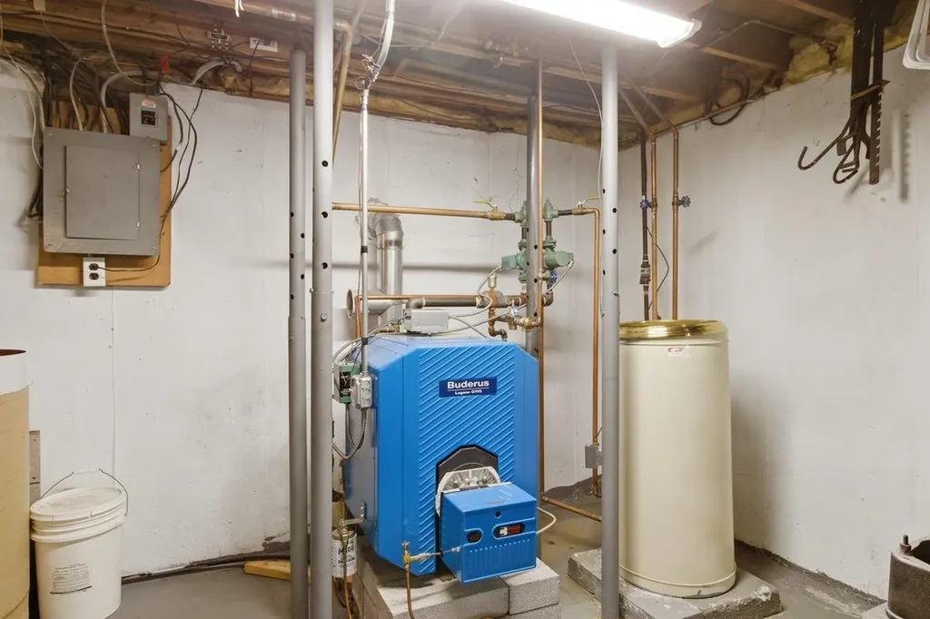 1808 East Road Bennington VT 05201