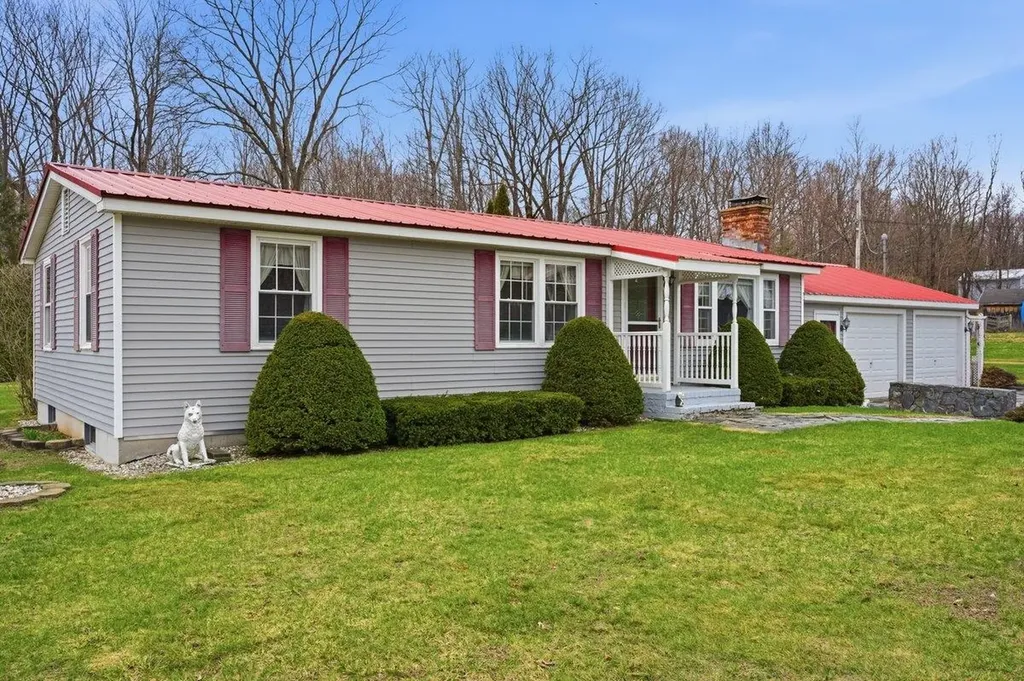 1808 East Road Bennington VT 05201