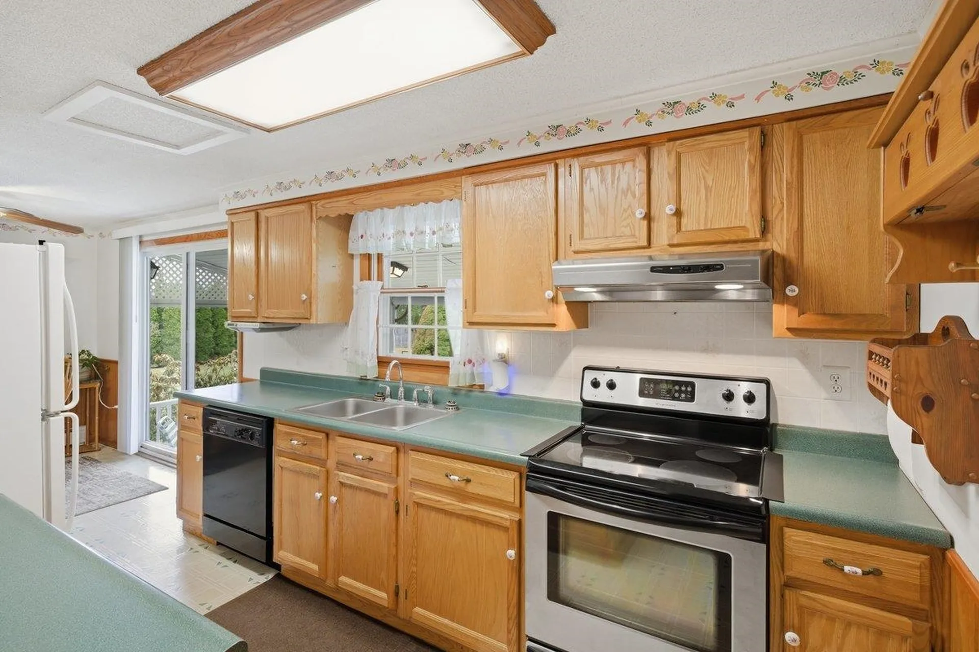 1808 East Road Bennington VT 05201