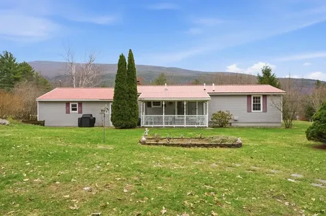 1808 East Road Bennington VT 05201