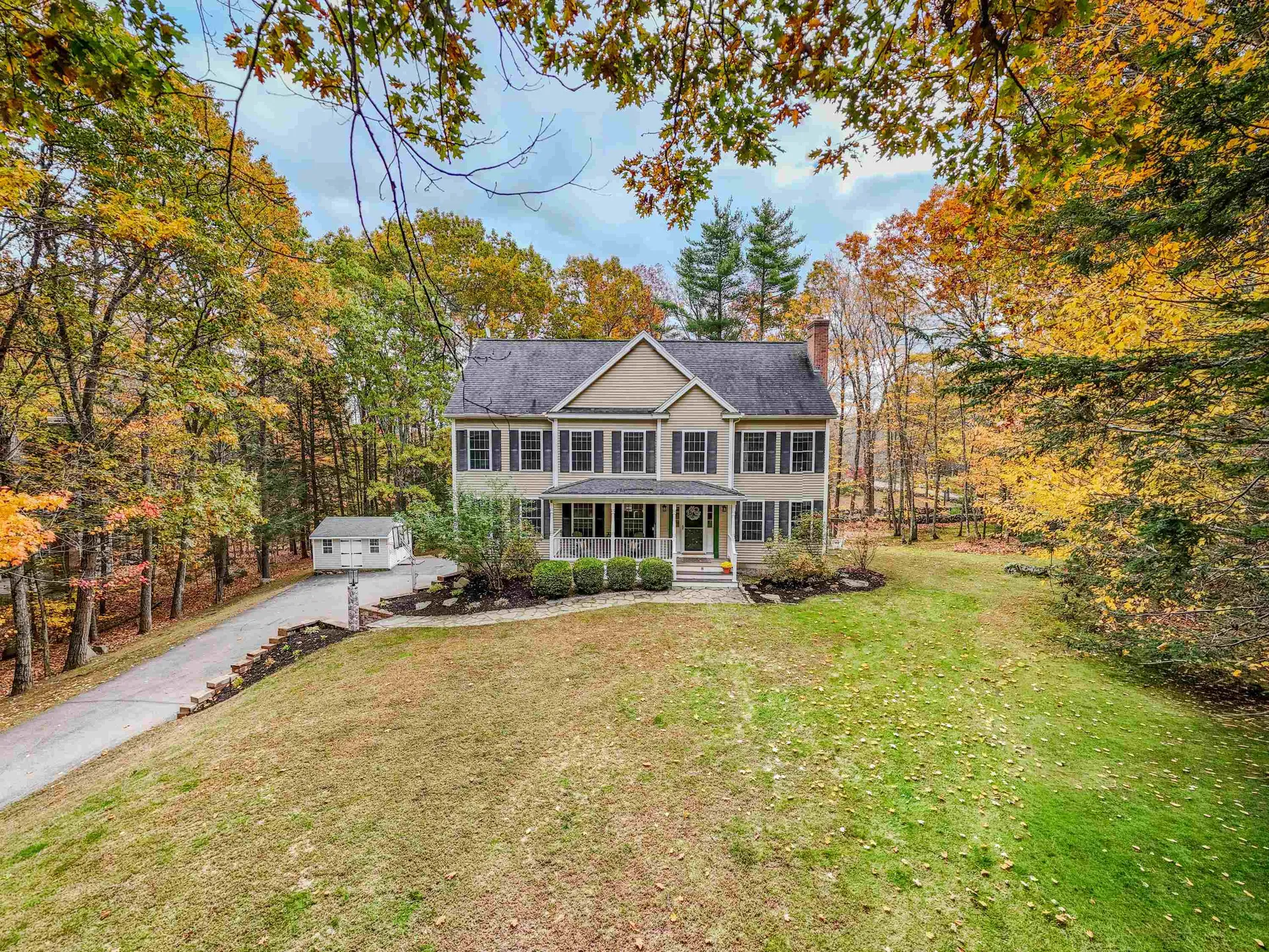 8 Stonewall Way Newmarket NH 03857
