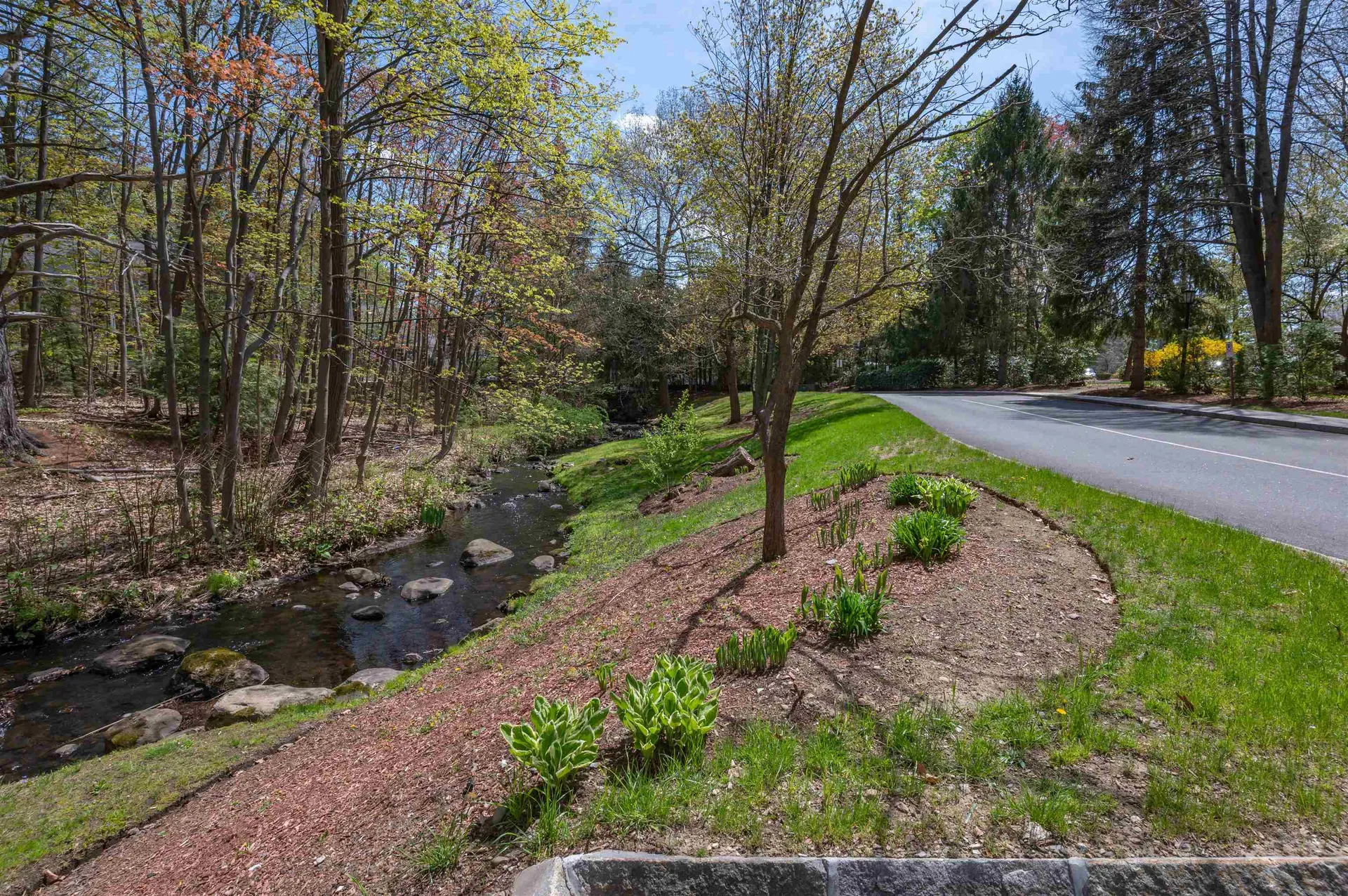 300 River Road Manchester NH 03104
