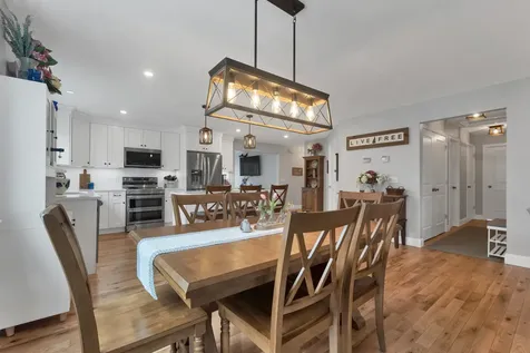 34 Three Ponds Drive Brentwood NH 03833