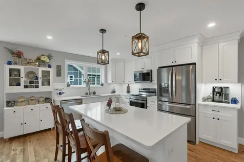 34 Three Ponds Drive Brentwood NH 03833