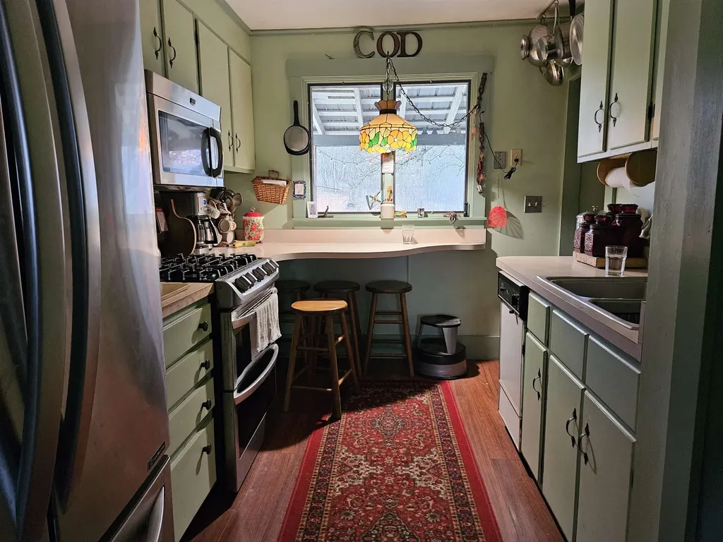 1553 Route 117 Sugar Hill NH 03586