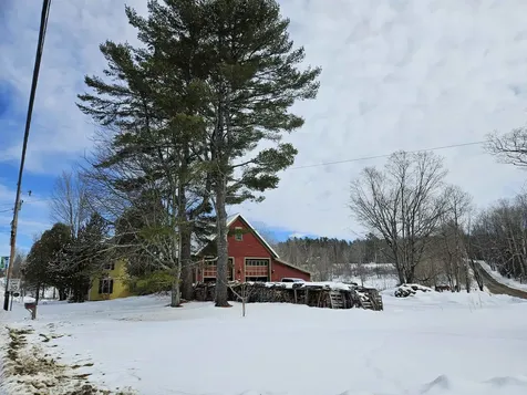 1553 Route 117 Sugar Hill NH 03586