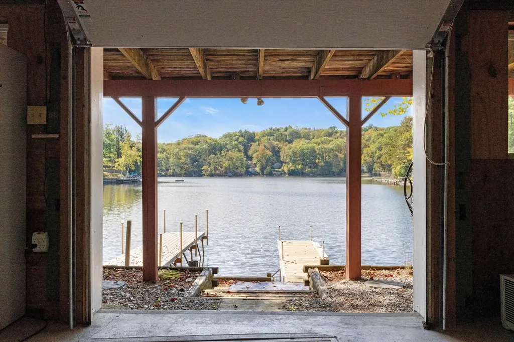 60 Wheelers Cove Antrim NH 03440