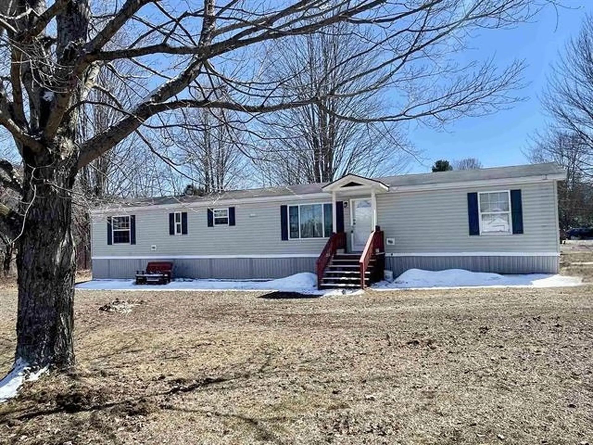 21 Daniel Drive Lyndon VT 05851