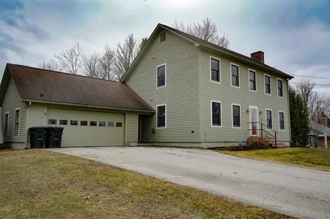 10 Elmwood Drive Rutland City VT 05701