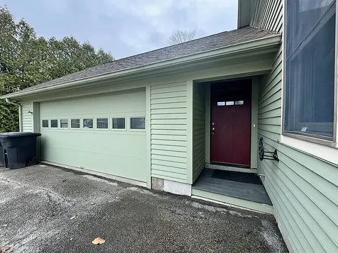 10 Elmwood Drive Rutland City VT 05701