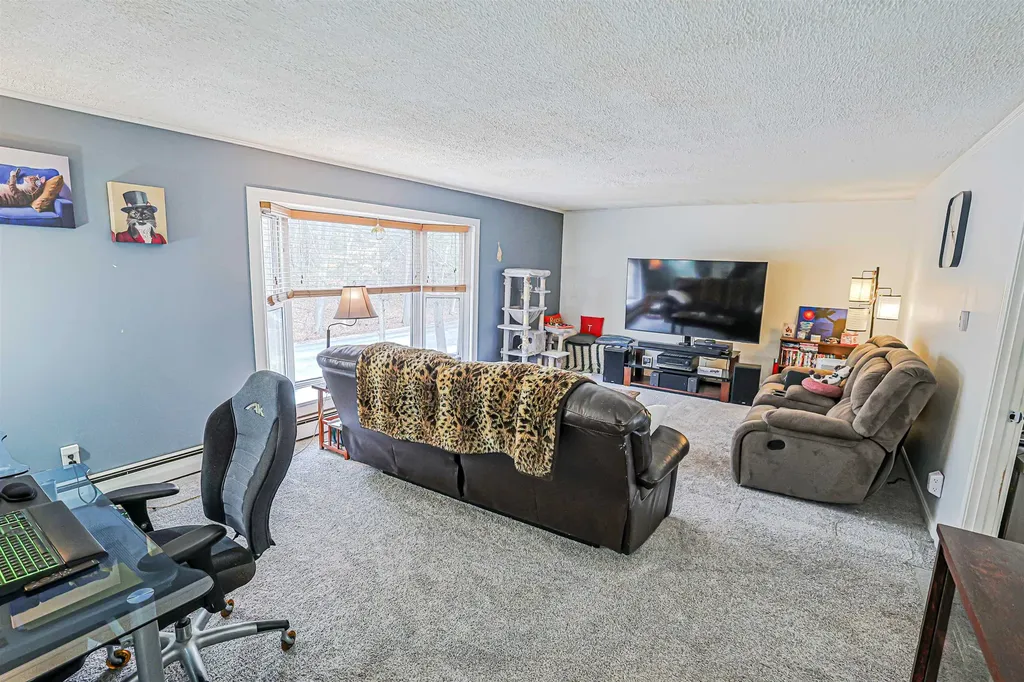 119 Belknap Road Hudson NH 03051