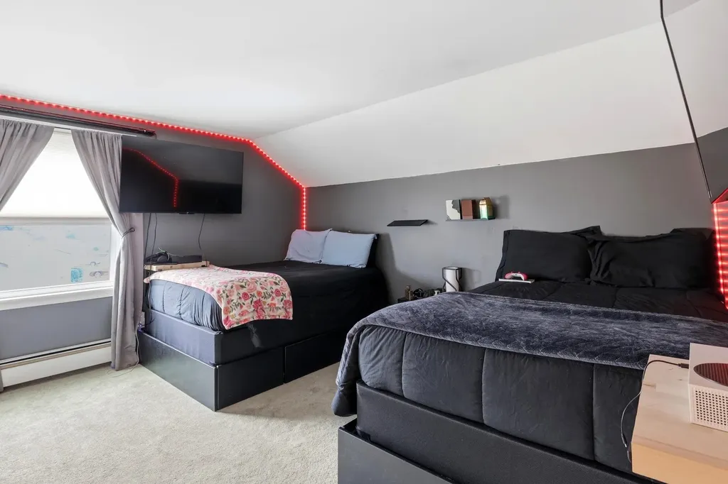 147 Leewood Street Manchester NH 03103