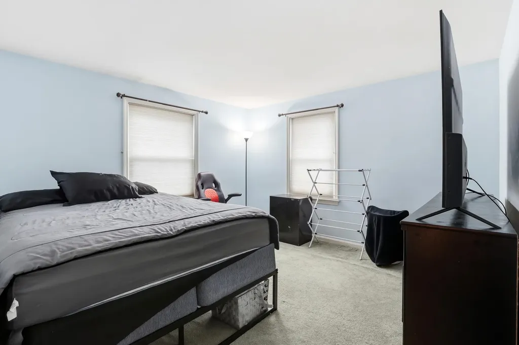 147 Leewood Street Manchester NH 03103