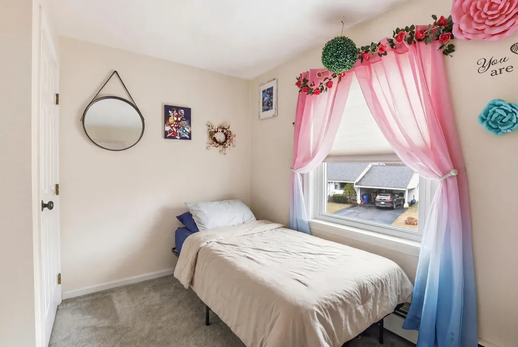 147 Leewood Street Manchester NH 03103