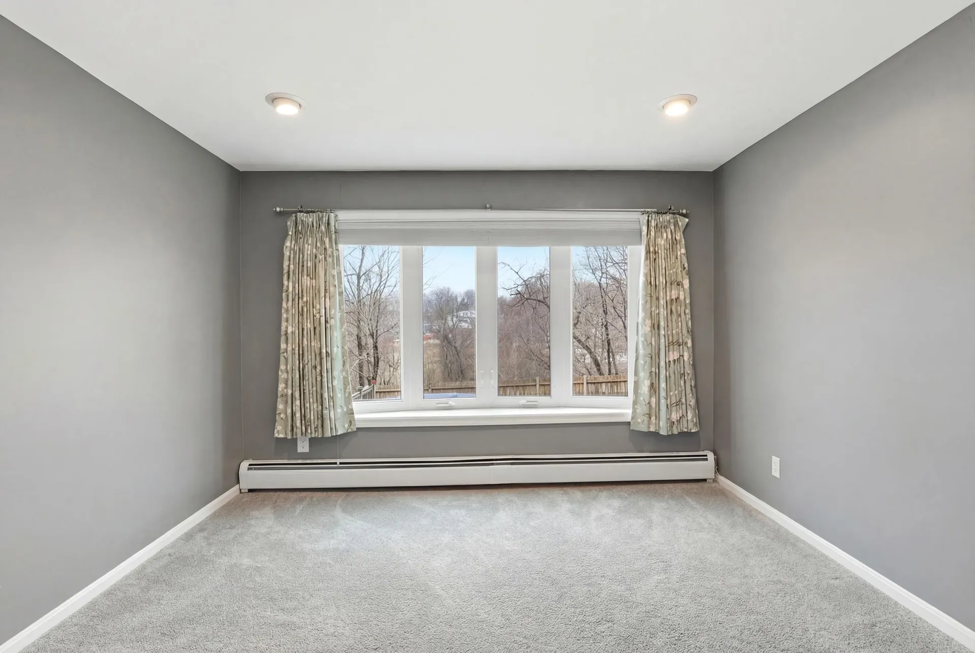 147 Leewood Street Manchester NH 03103
