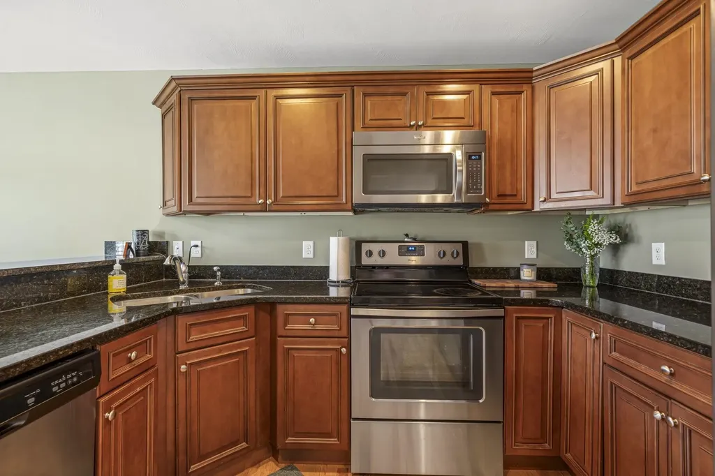 23 Cabernet Drive Concord NH 03303