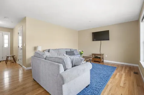 23 Cabernet Drive Concord NH 03303