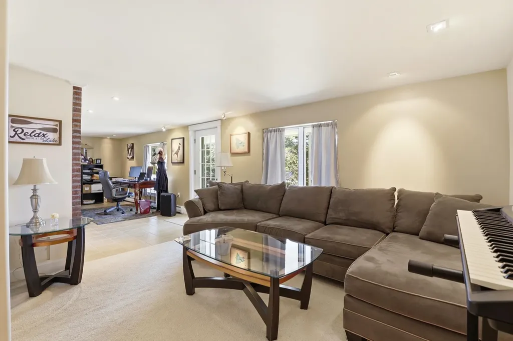 68 Harmony Road Northwood NH 03261