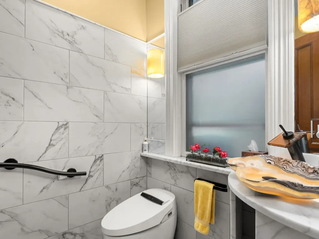 25 Buell Street Burlington VT 05401