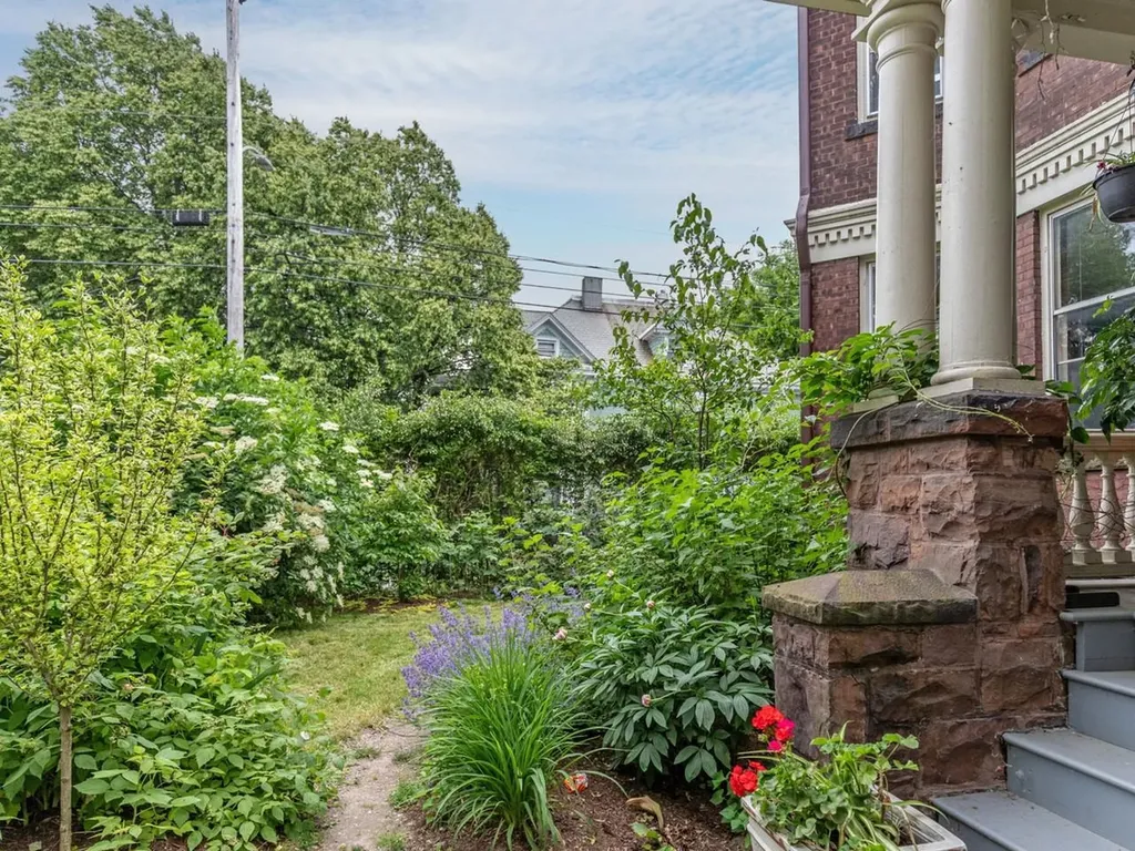 25 Buell Street Burlington VT 05401