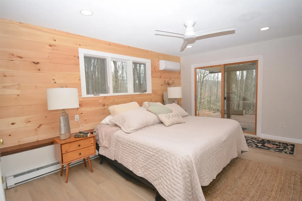 54 Brookridge Drive Grantham NH 03753