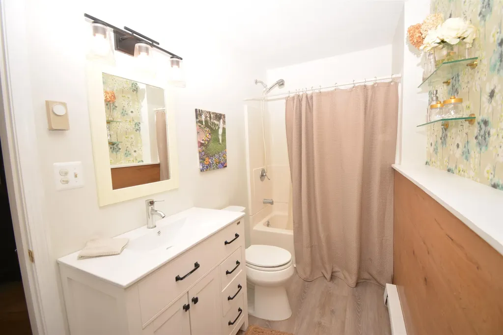 54 Brookridge Drive Grantham NH 03753
