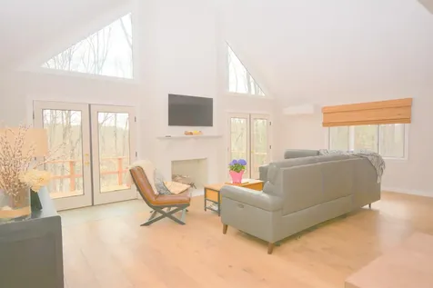 54 Brookridge Drive Grantham NH 03753