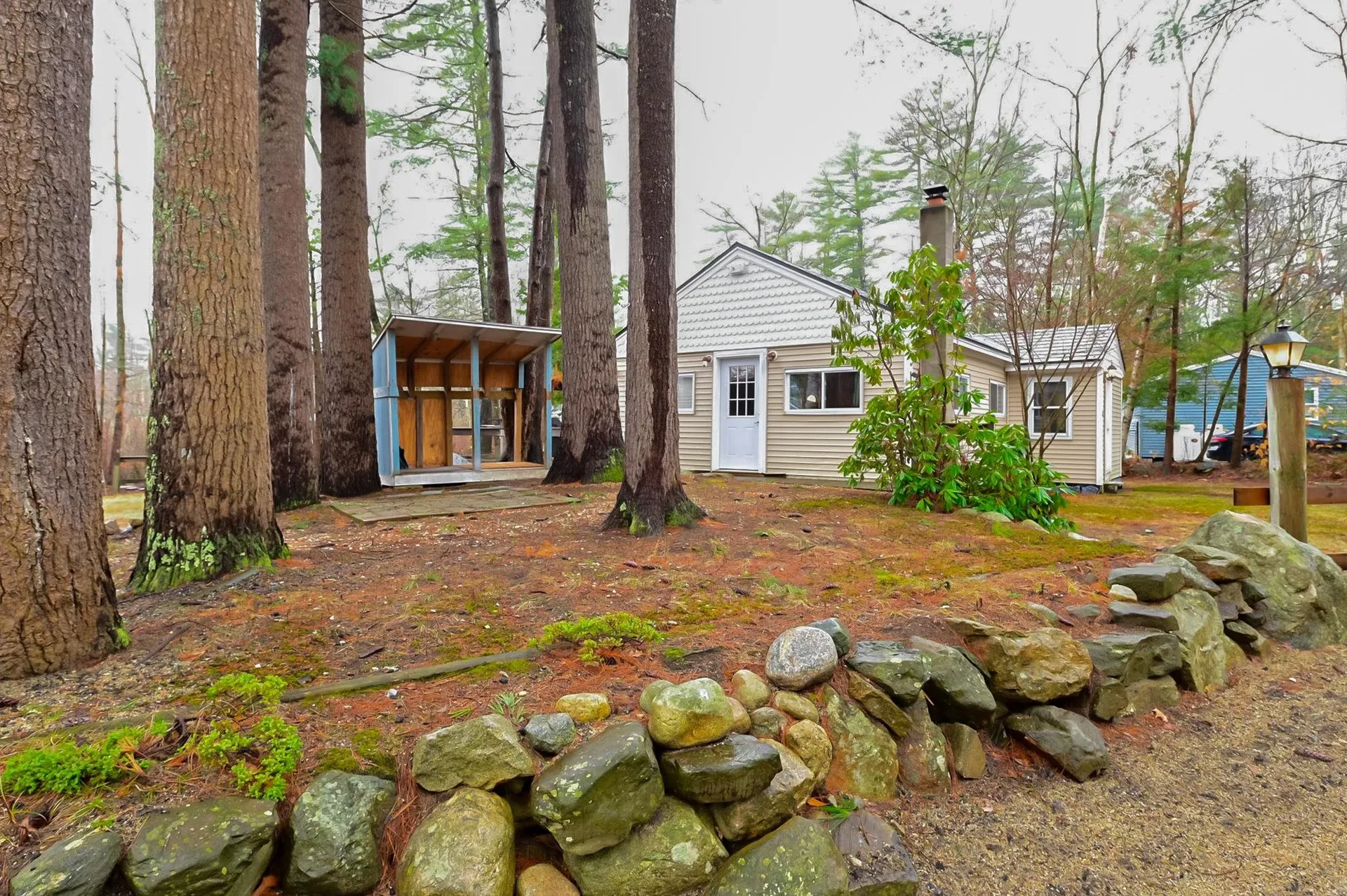 3 Hollywood Avenue Raymond NH 03077