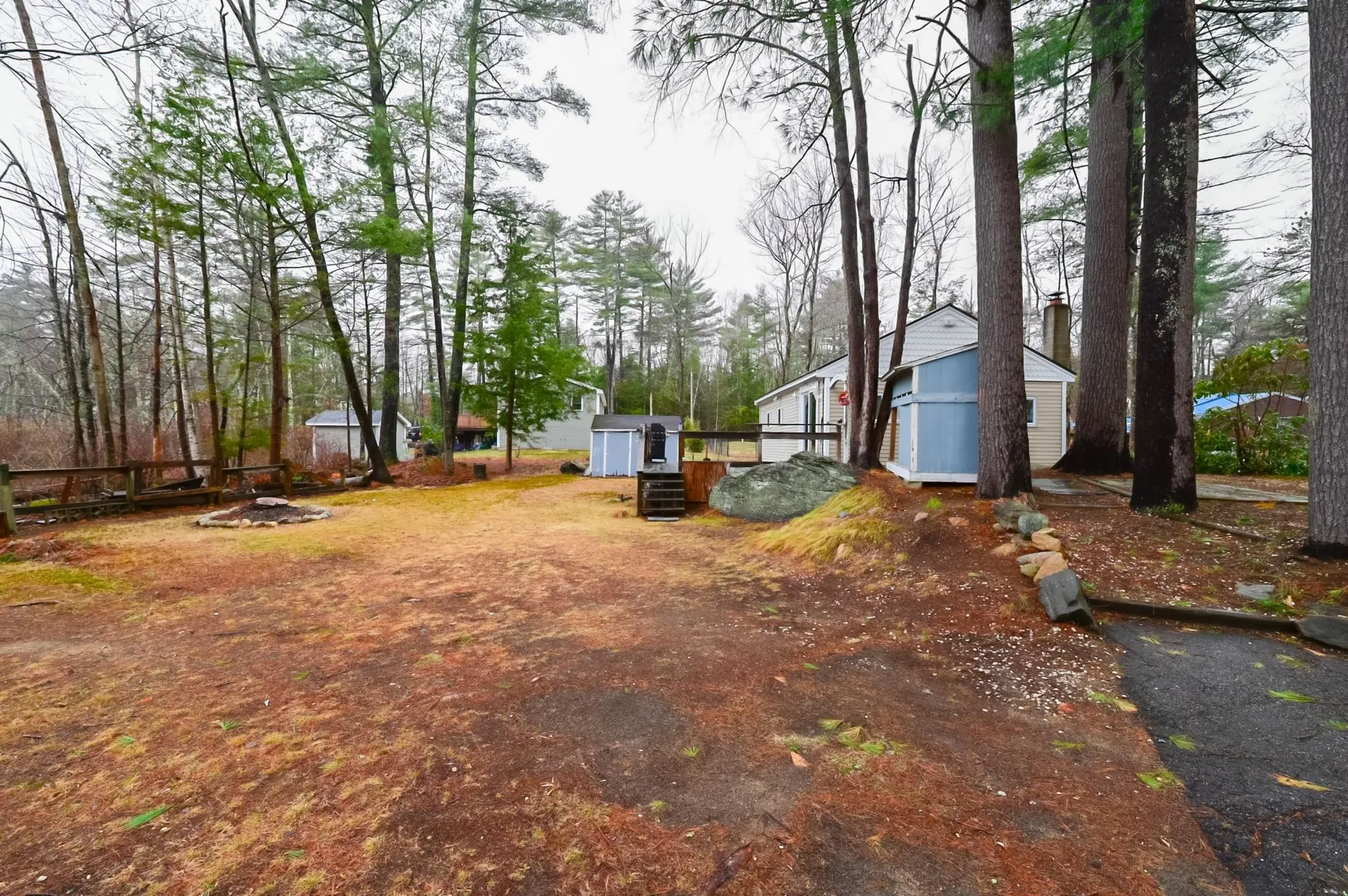 3 Hollywood Avenue Raymond NH 03077