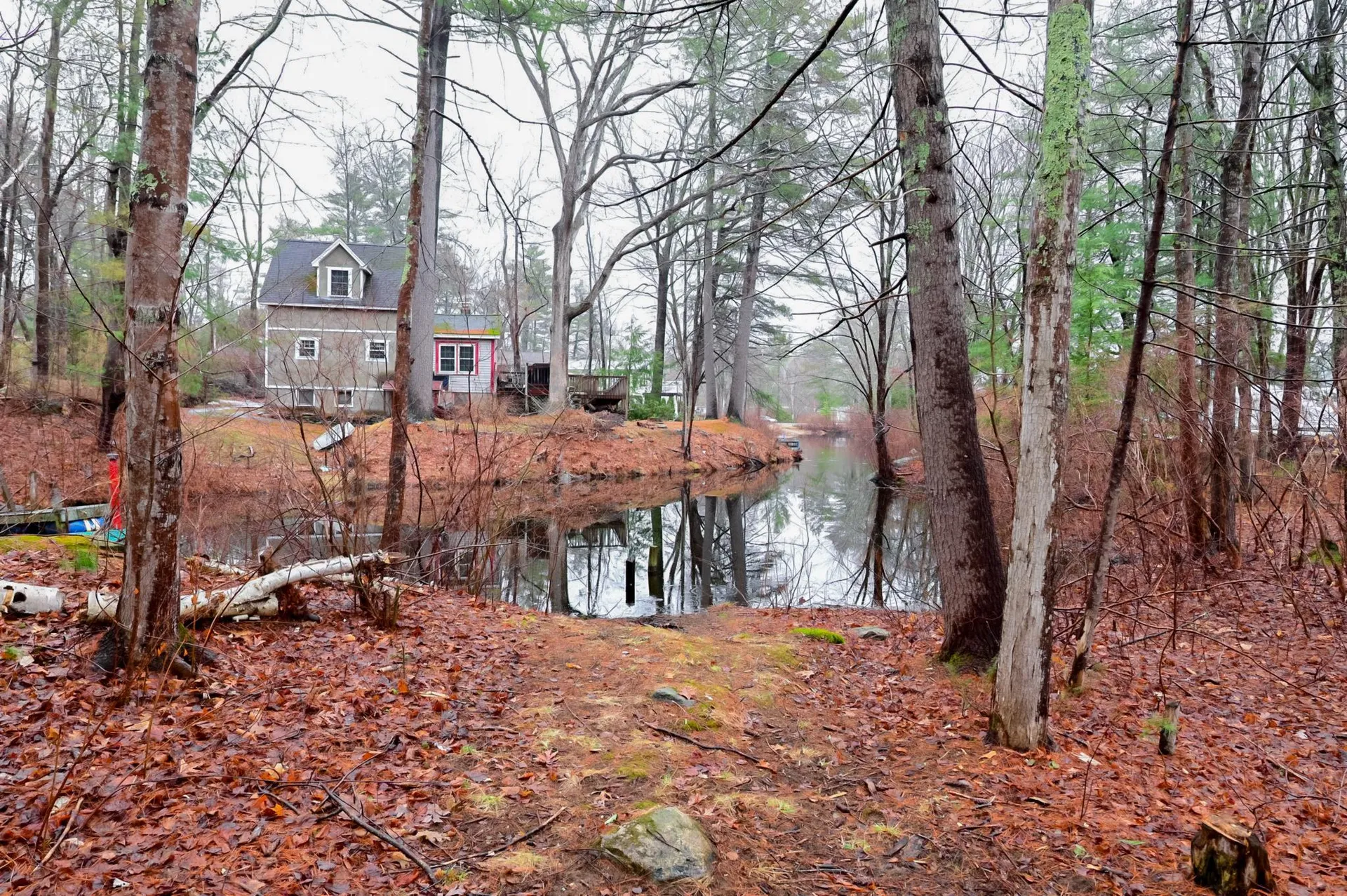 3 Hollywood Avenue Raymond NH 03077