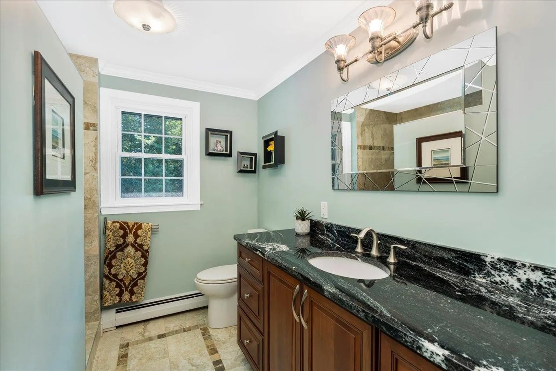 29 Rolling Ridge Road Londonderry NH 03053
