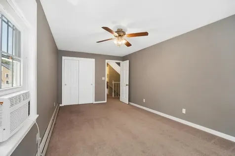 29 Rolling Ridge Road Londonderry NH 03053