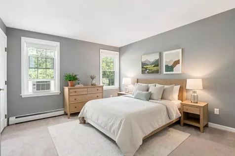 29 Rolling Ridge Road Londonderry NH 03053