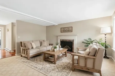 29 Rolling Ridge Road Londonderry NH 03053