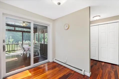 29 Rolling Ridge Road Londonderry NH 03053