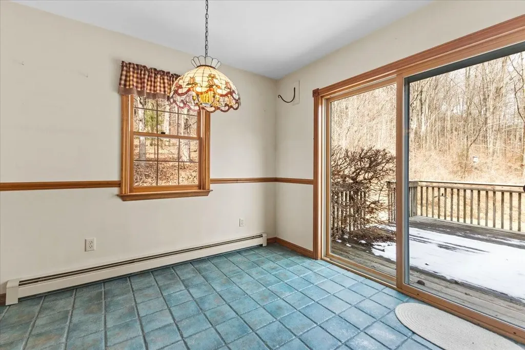 76 Red Tail Lane Charlotte VT 05445