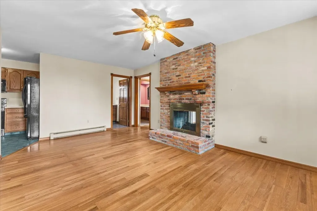 76 Red Tail Lane Charlotte VT 05445