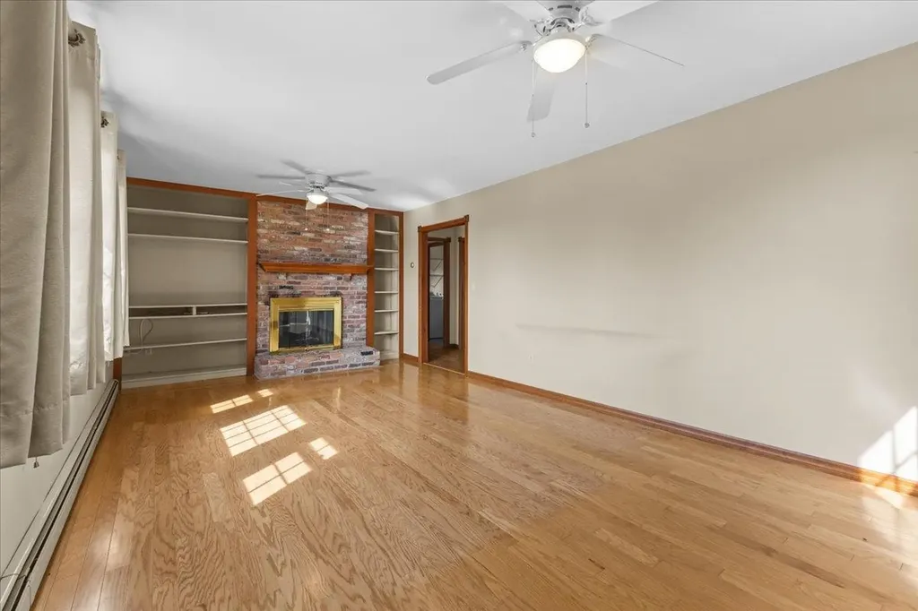 76 Red Tail Lane Charlotte VT 05445