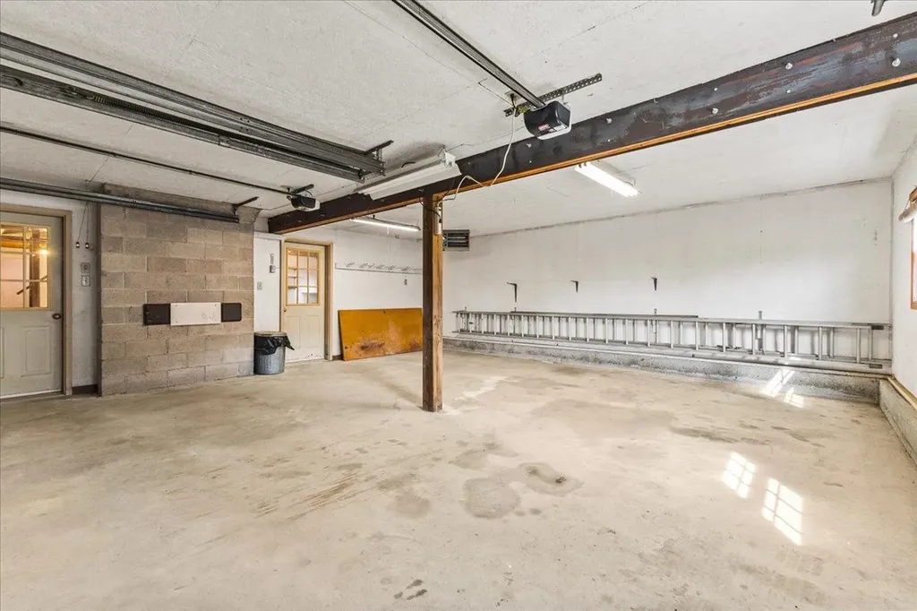 76 Red Tail Lane Charlotte VT 05445