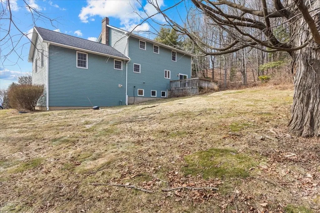 76 Red Tail Lane Charlotte VT 05445