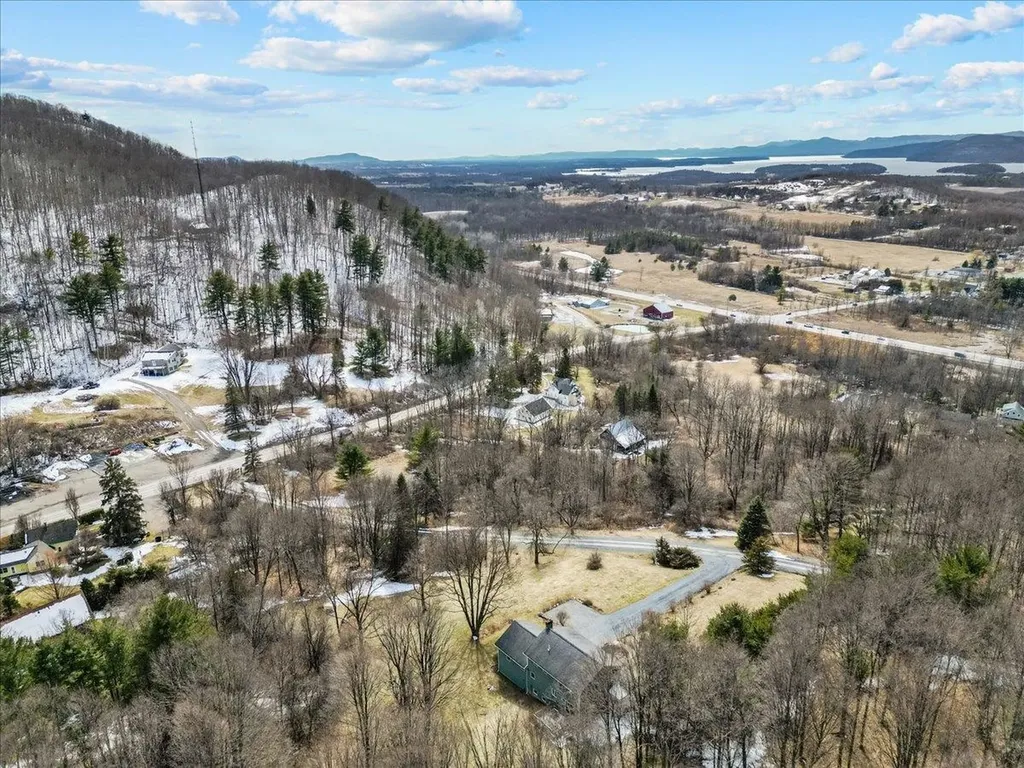 76 Red Tail Lane Charlotte VT 05445