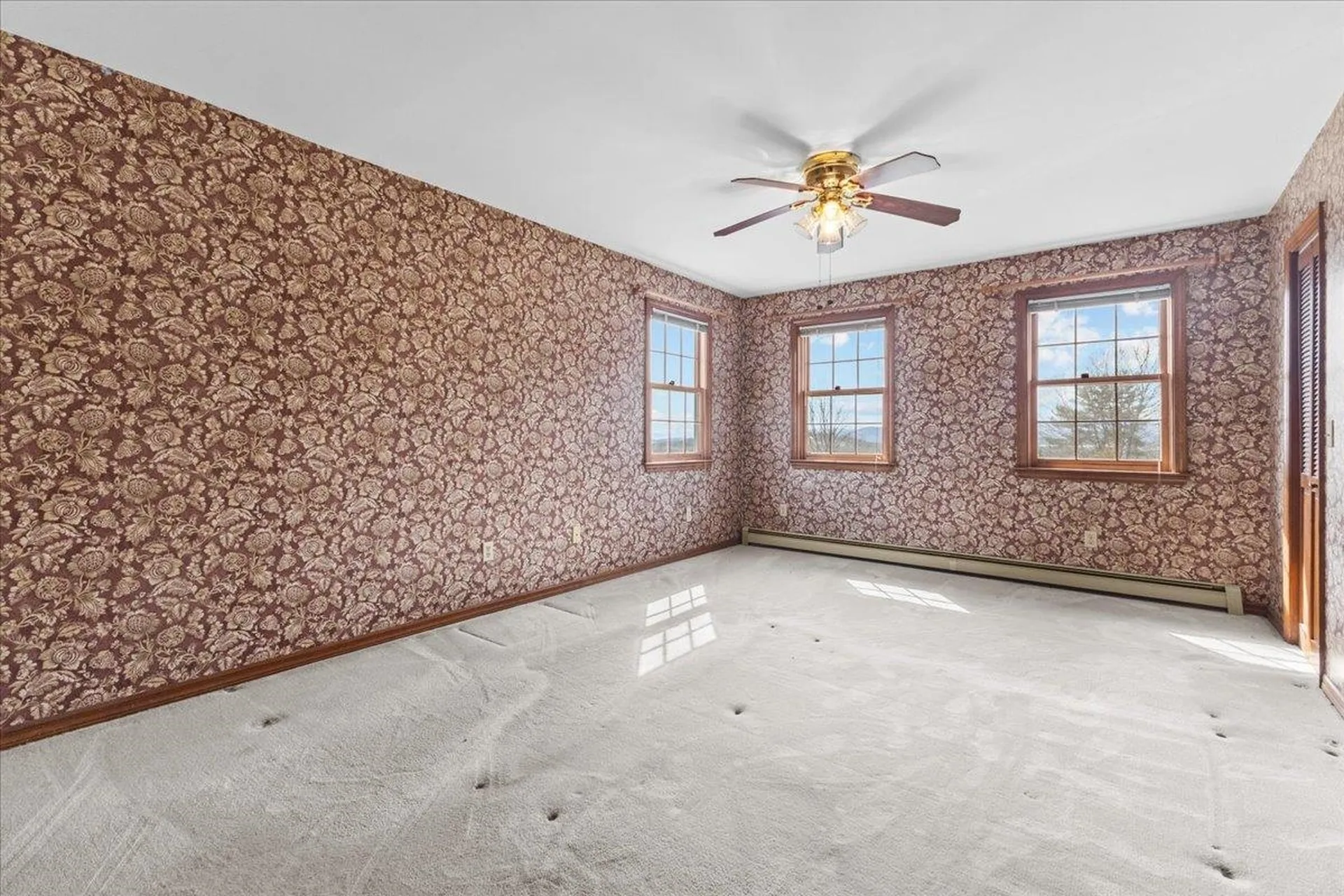 76 Red Tail Lane Charlotte VT 05445